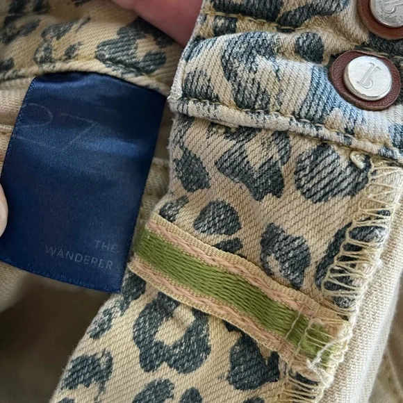 Pilcro The Wanderer Leopard Print Cargo Straight Leg Jeans Size 27 - Picture 10 of 12